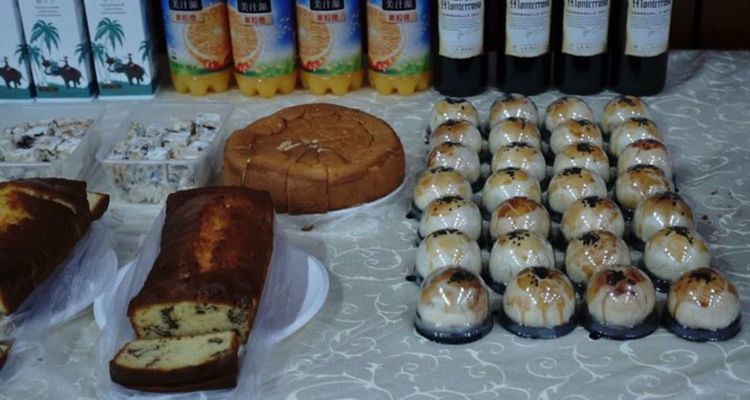 岁月不老我们不散全文,岁月不老我们不散什么意思