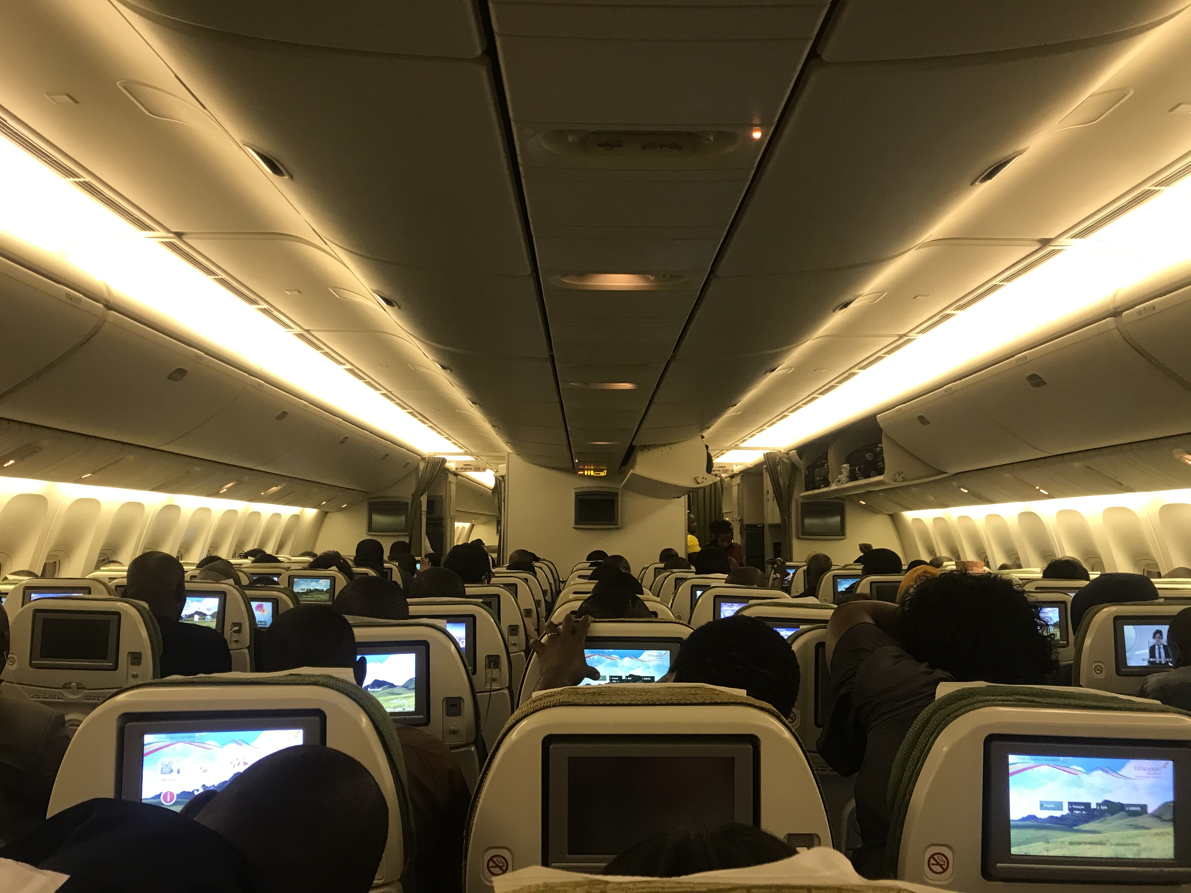 还有一个月就可以回国了，心里非常开心，简单回忆下来的那天