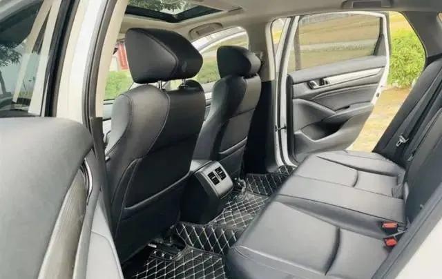 本田雅阁1.5T精英版是销量最好的版本，但为何车主买后都后悔了？