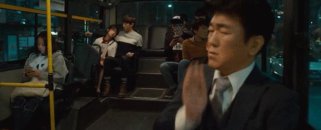 父女互换身体，这片儿骚气快要溢出屏幕