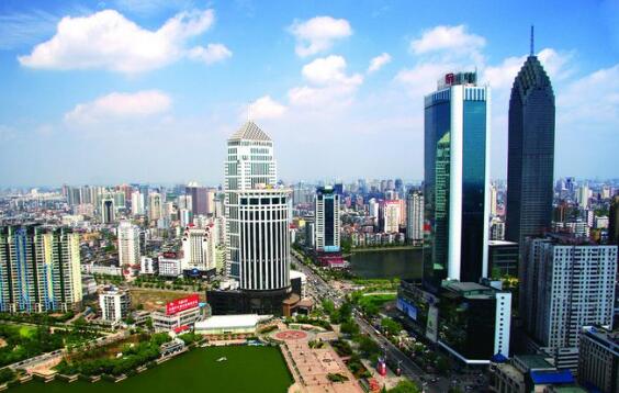 武汉商业发展的四大阶段,武汉商业转型突围之路