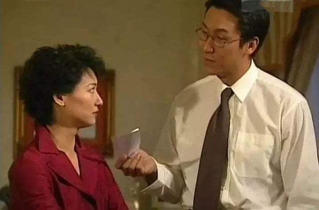 创世纪杨怡跑龙套,创世纪杨怡的角色