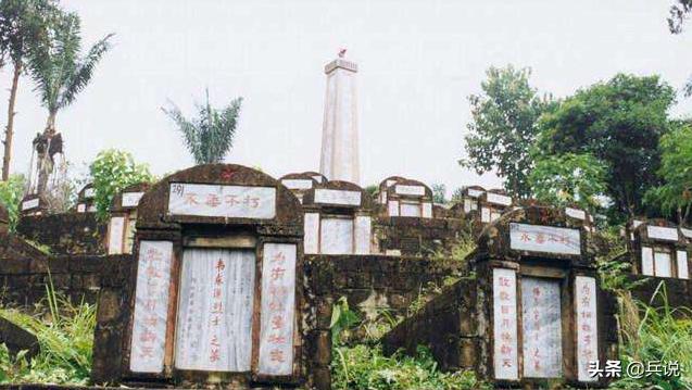 侦察兵牺牲战友背回遗体,战友多次冲锋抢回副连长遗体