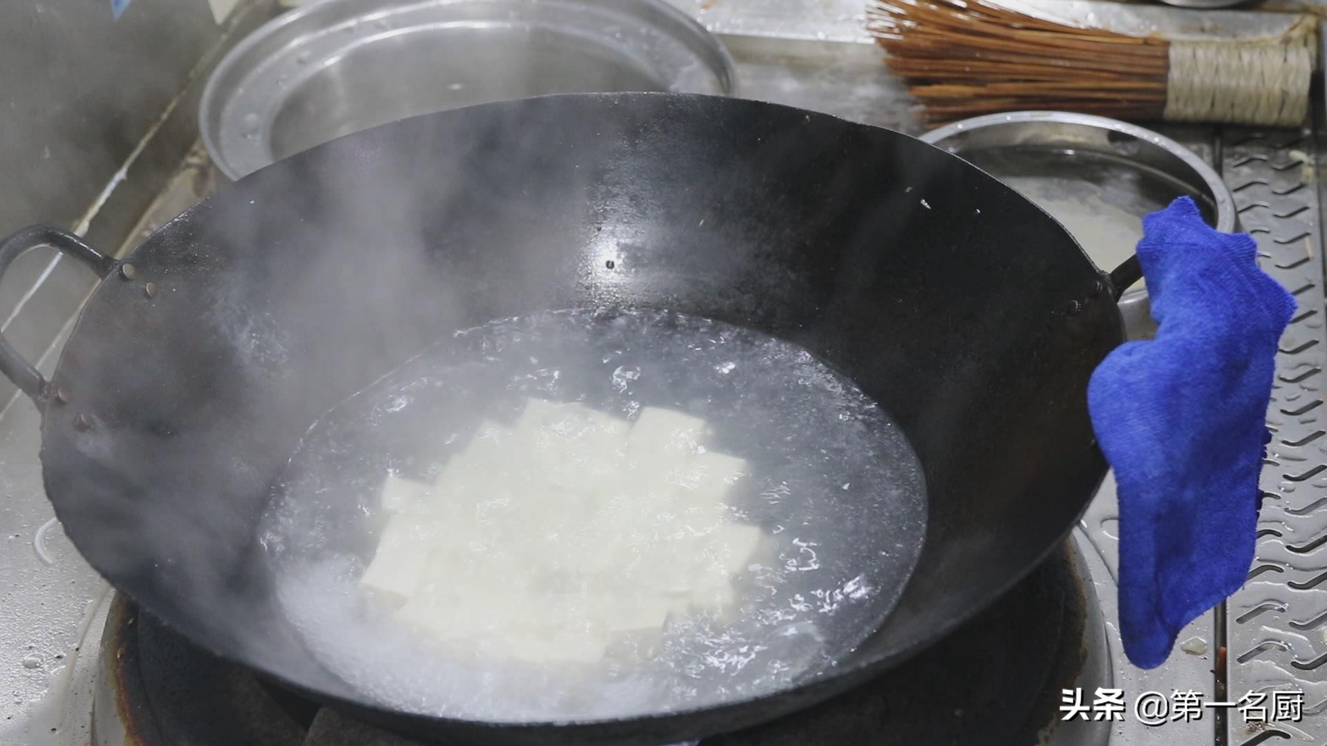 豆腐这样做筋道入味超下饭,豆腐这样做超级下饭