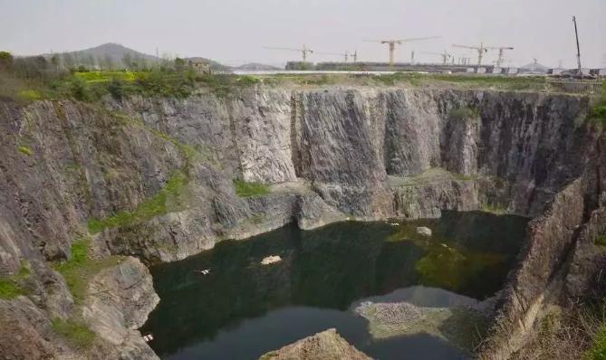 上海深坑酒店房间装修效果图,深坑酒店房似锦后续