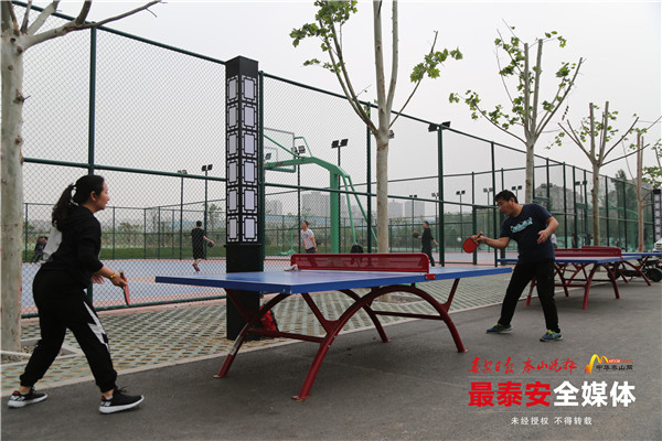 赞!泰城生态绿地健身活动公园新增健身娱乐项目