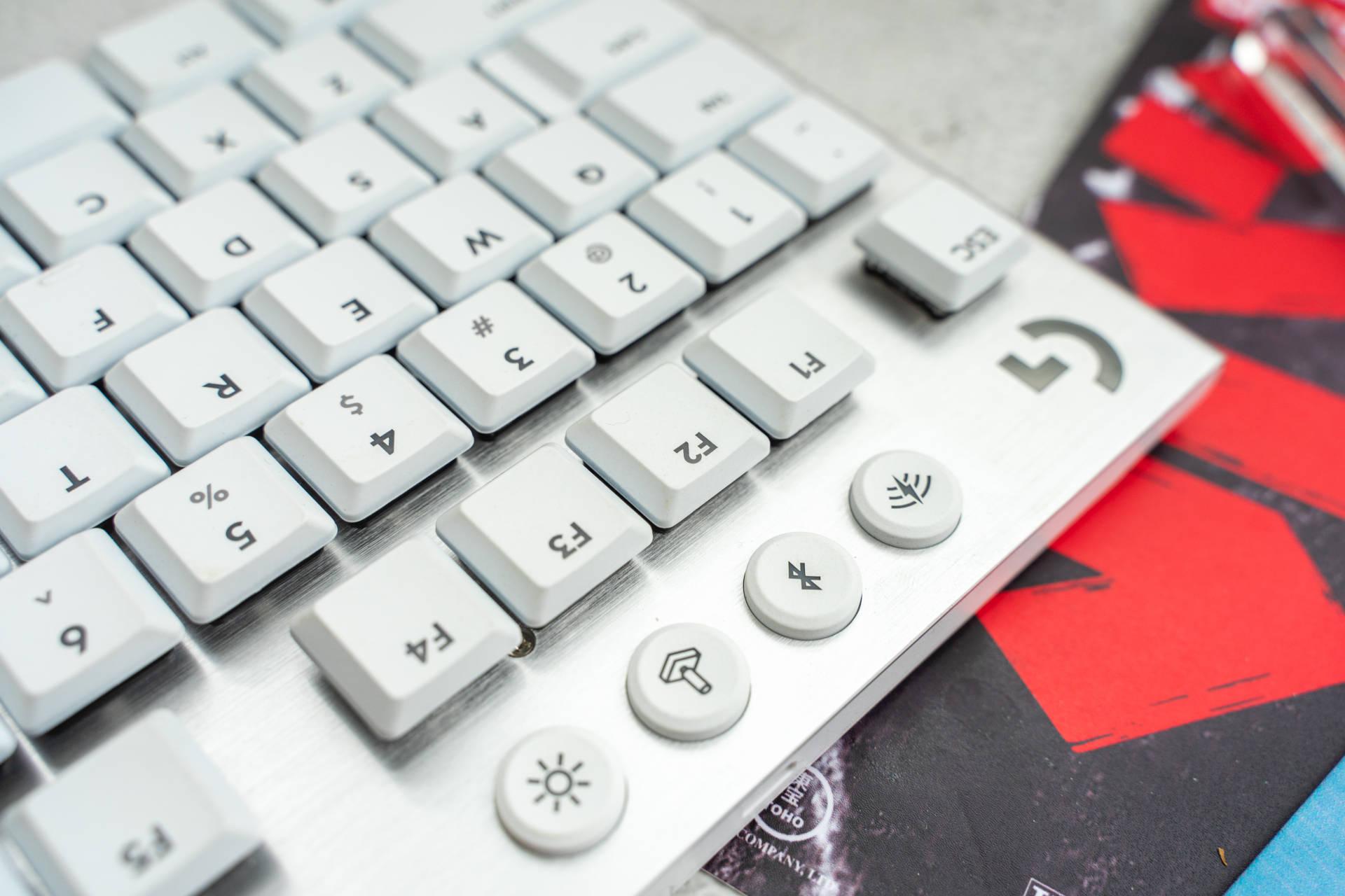 罗技无线键盘g913tkl设置灯光,罗技键盘g913tkl键帽全套