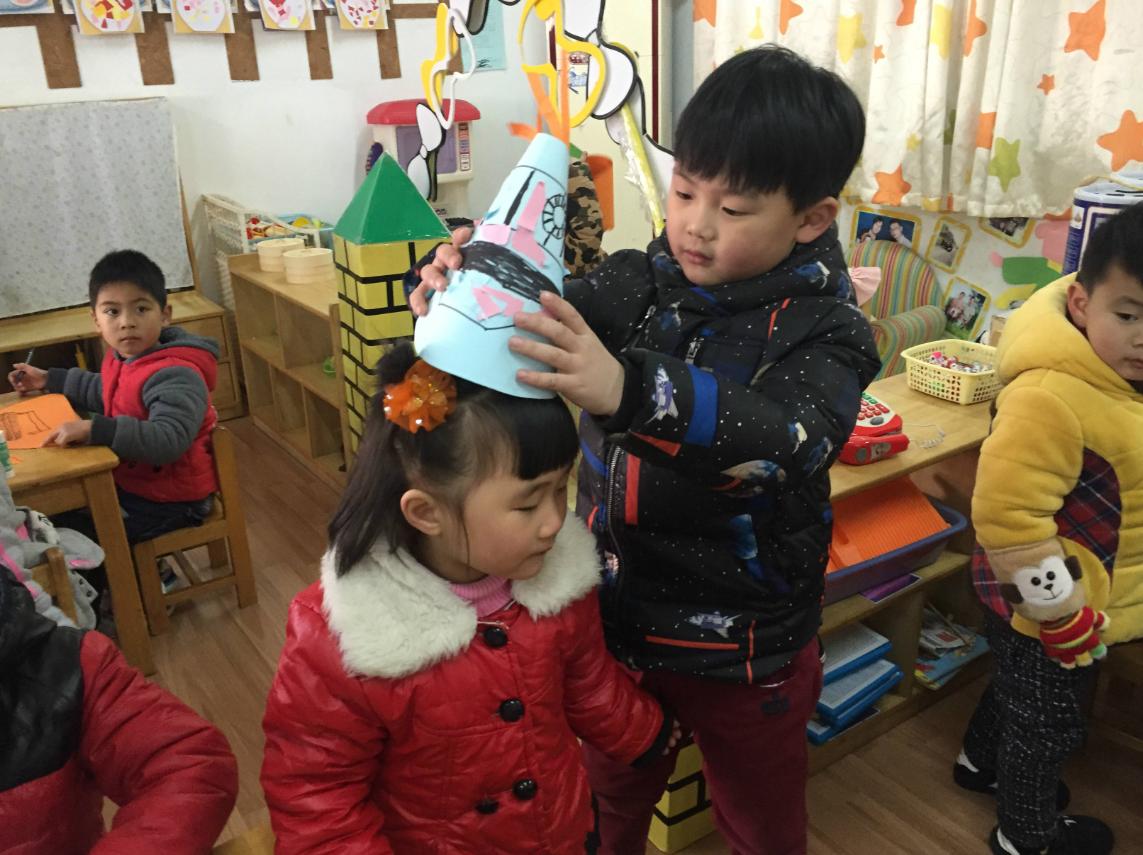 二胎和独生子十年后有什么差距 (30年后独生子女和二胎家庭的区别)