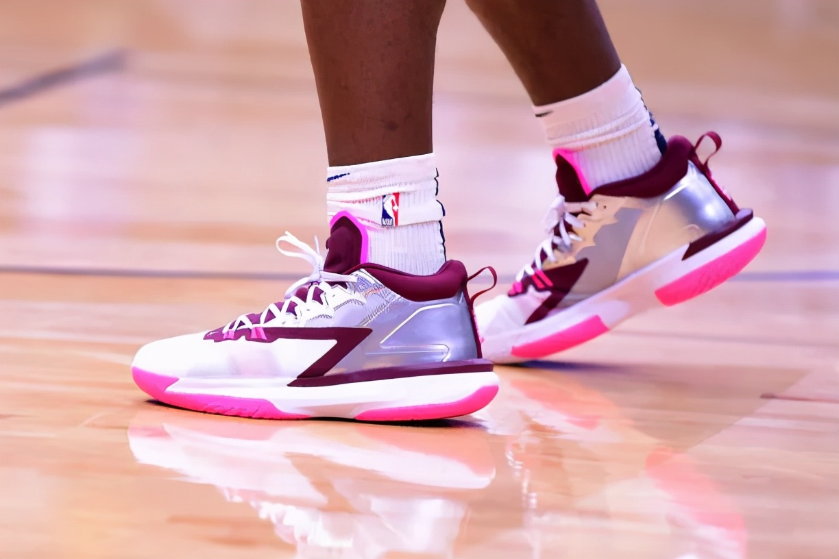 nba上脚韦德之道八,韦德上脚全城11新配色