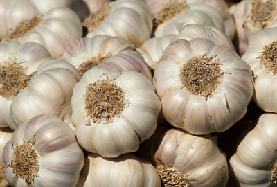 新蒜价格创3年新高大蒜价格疯涨,大蒜价格跌至近年最低