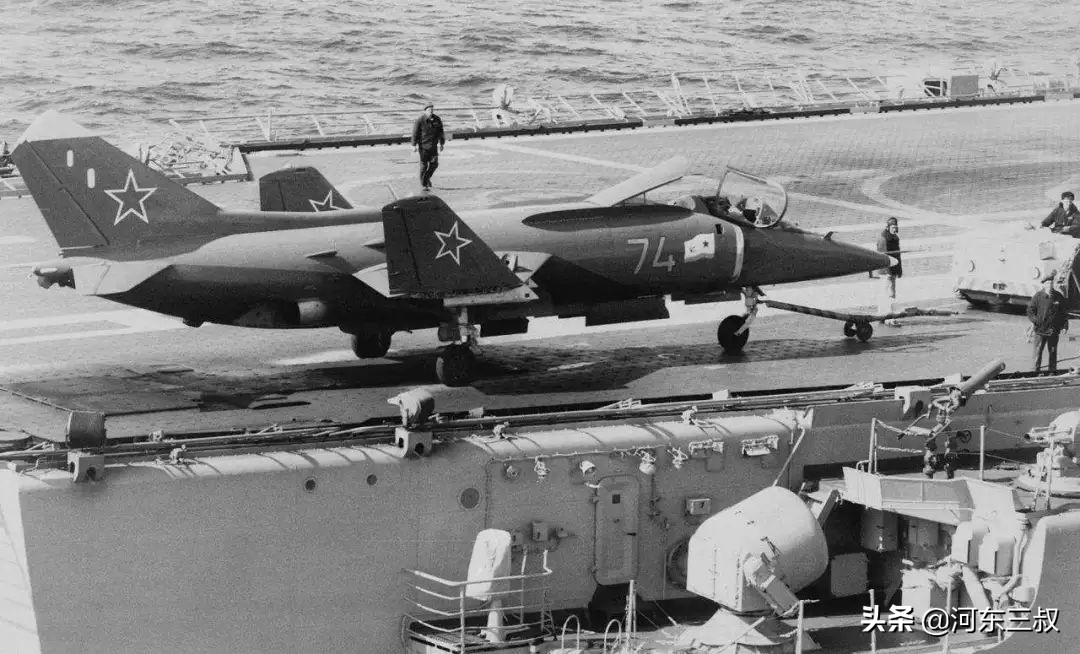 雅克38鹞式战斗机,苏联的垂直起降战斗机雅克38