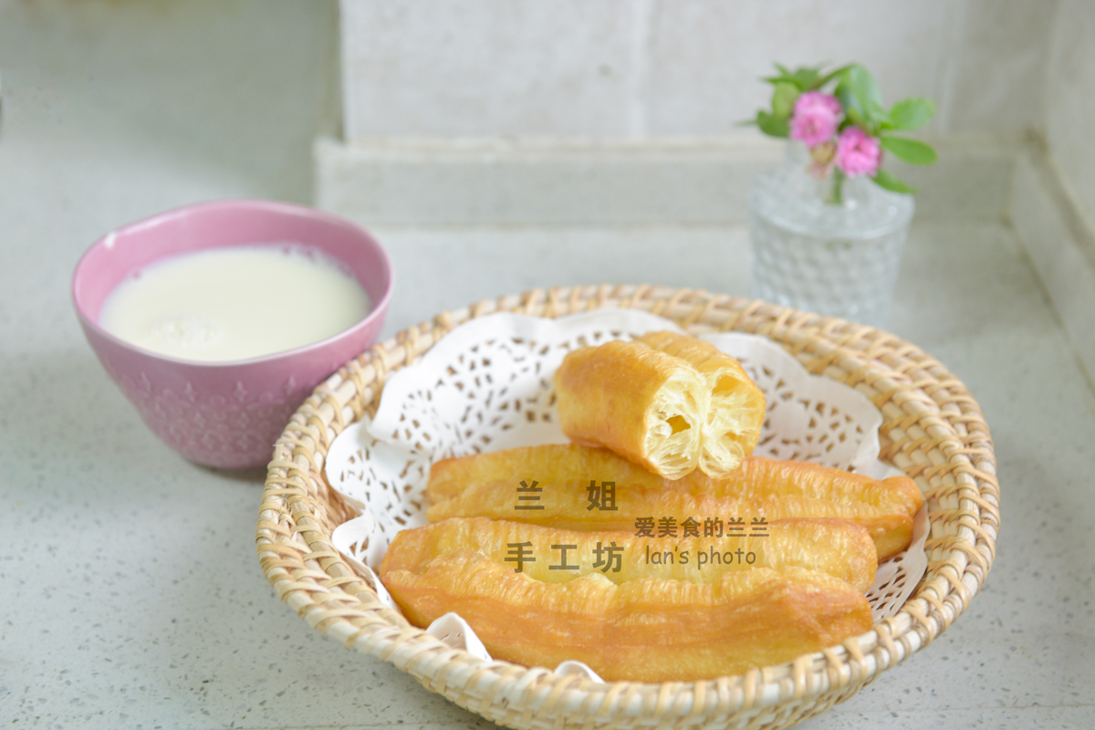 无矾香酥大油条配方做法,酥脆大油条的和面配方及做法