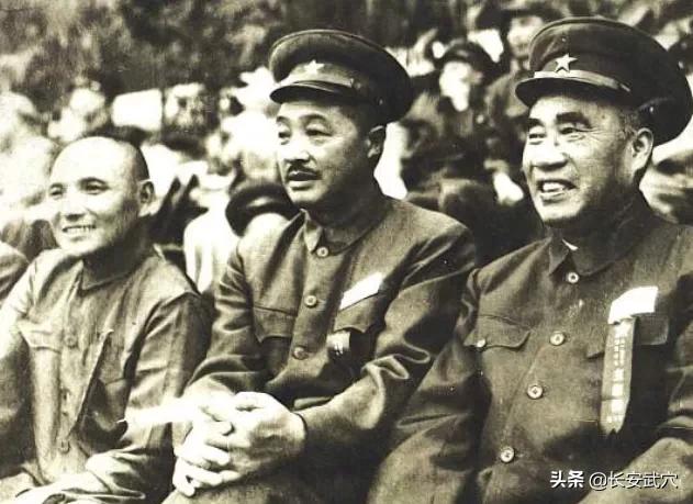 *德朱**位列元帅之首，可授衔证书却不是001号，001号究竟给了谁？