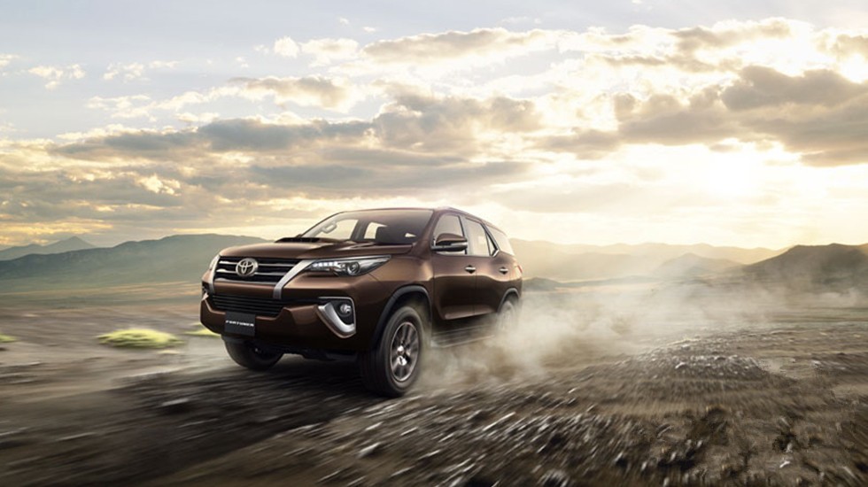 丰田霸道中东柴油版,2018年7月进口17款丰田霸道2700