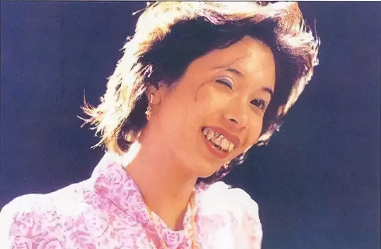 关于周星驰的无奈情史,周星驰最爱的四个女人