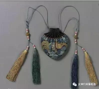 她身上香味的秘密，原来是……