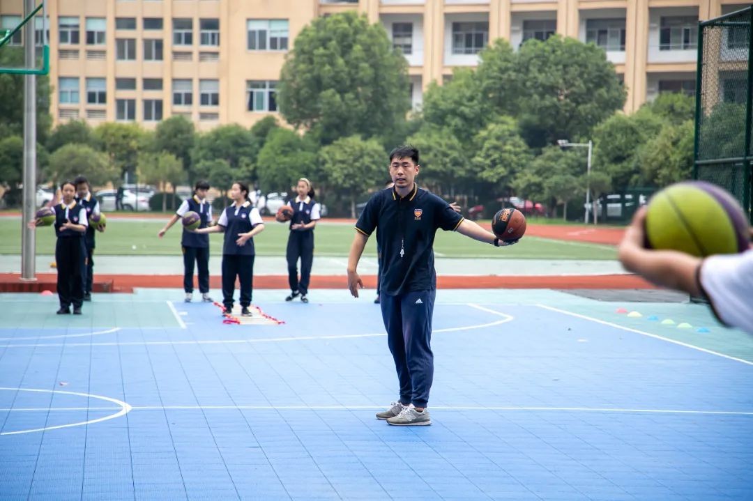 武汉体育中考三大球,三大球类武汉中考可以自己选吗