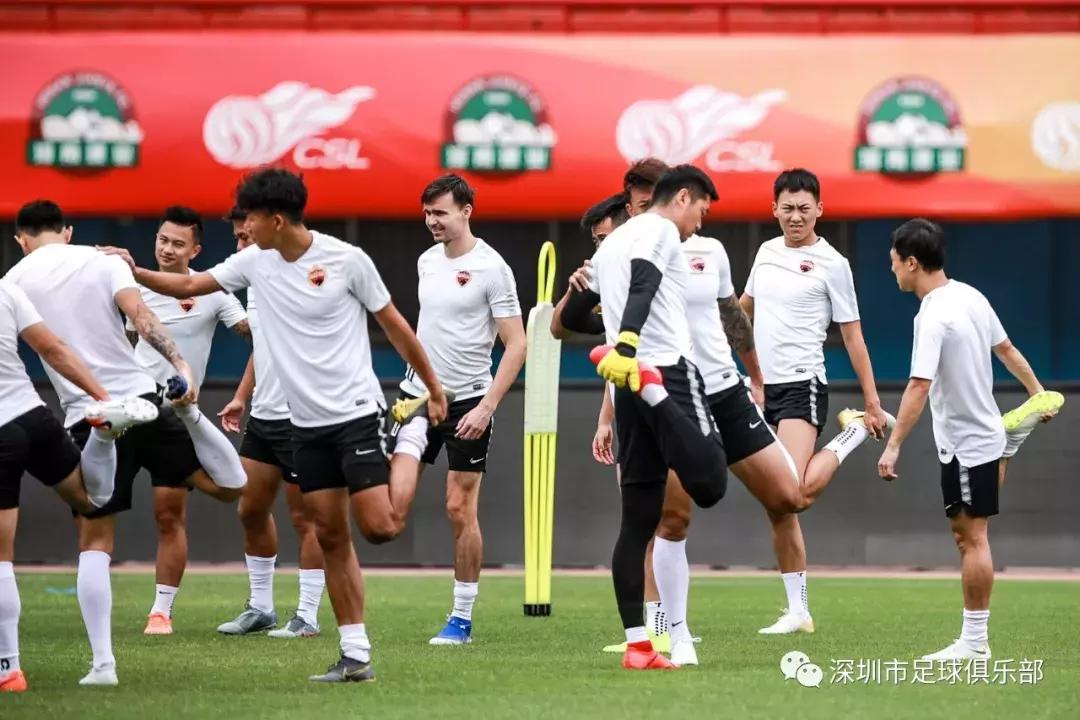 卡罗赢了比赛,卡罗赛前