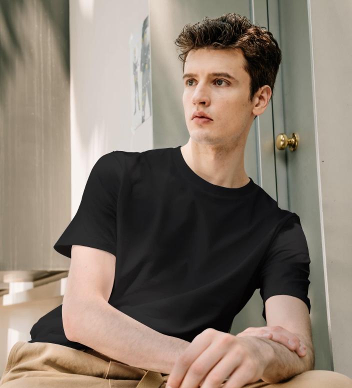 优衣库跟zara的短袖对比,优衣库中长款t恤白色速干