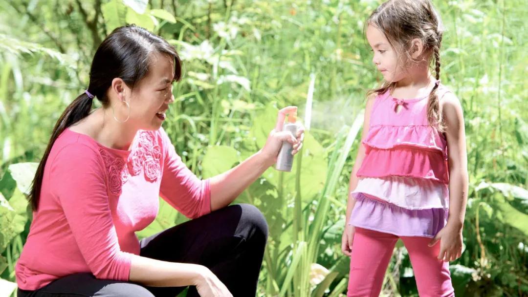 宝宝被蚊虫叮咬后很痒怎么办,宝宝被蚊虫叮咬后怎么处理