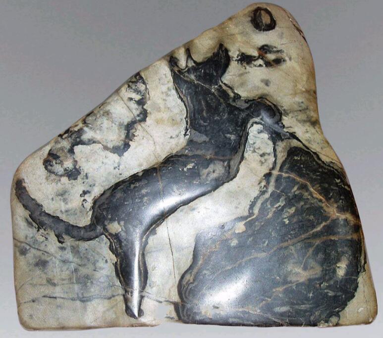 马来西亚吉隆坡大型艺术精品拍卖会一普通石头竟拍出700多万天价