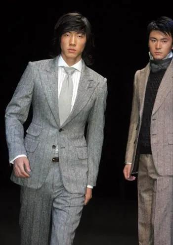 穷小子5万块钱成为世界首富,穷小子五分钱逆袭富豪的完整视频