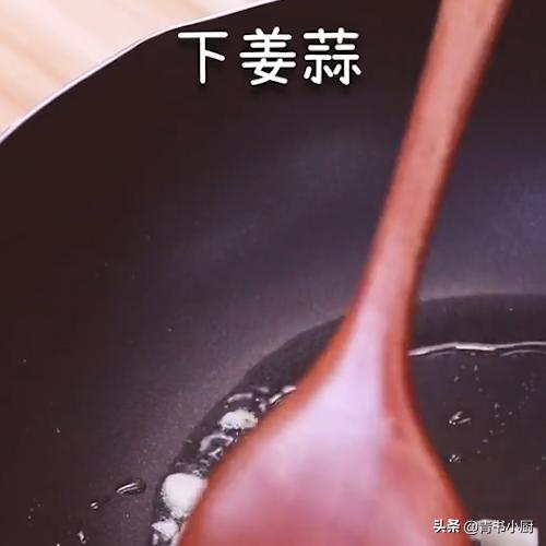 简单排骨饭的做法电饭煲,家庭版排骨焖饭电饭煲的做法