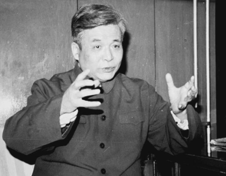 首颗原*弹子**基地的唯一私照:四位来自上海的姑娘,后来发展怎样?