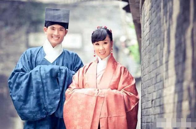 古代衣服没有口袋怎么装东西,古代衣服口袋在哪