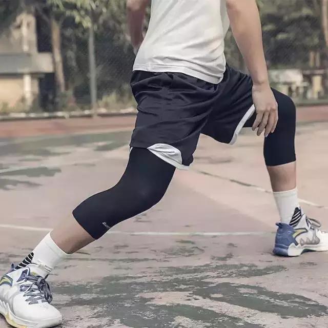 夏天踢球保护膝盖的护具,夏天打篮球用什么护具