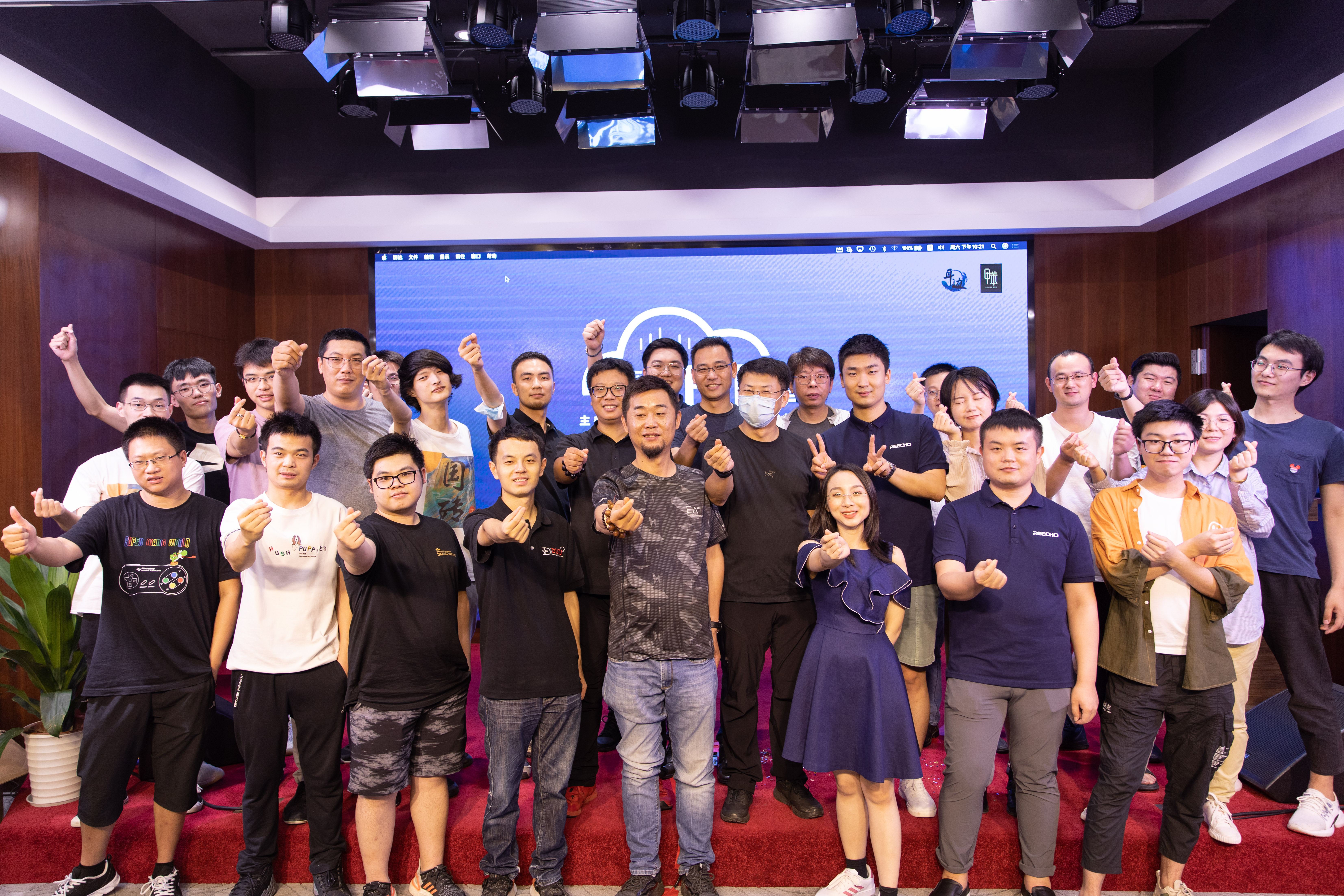 浜戜笂hifi,浜戜笂hifi鐩存挱瑙嗛