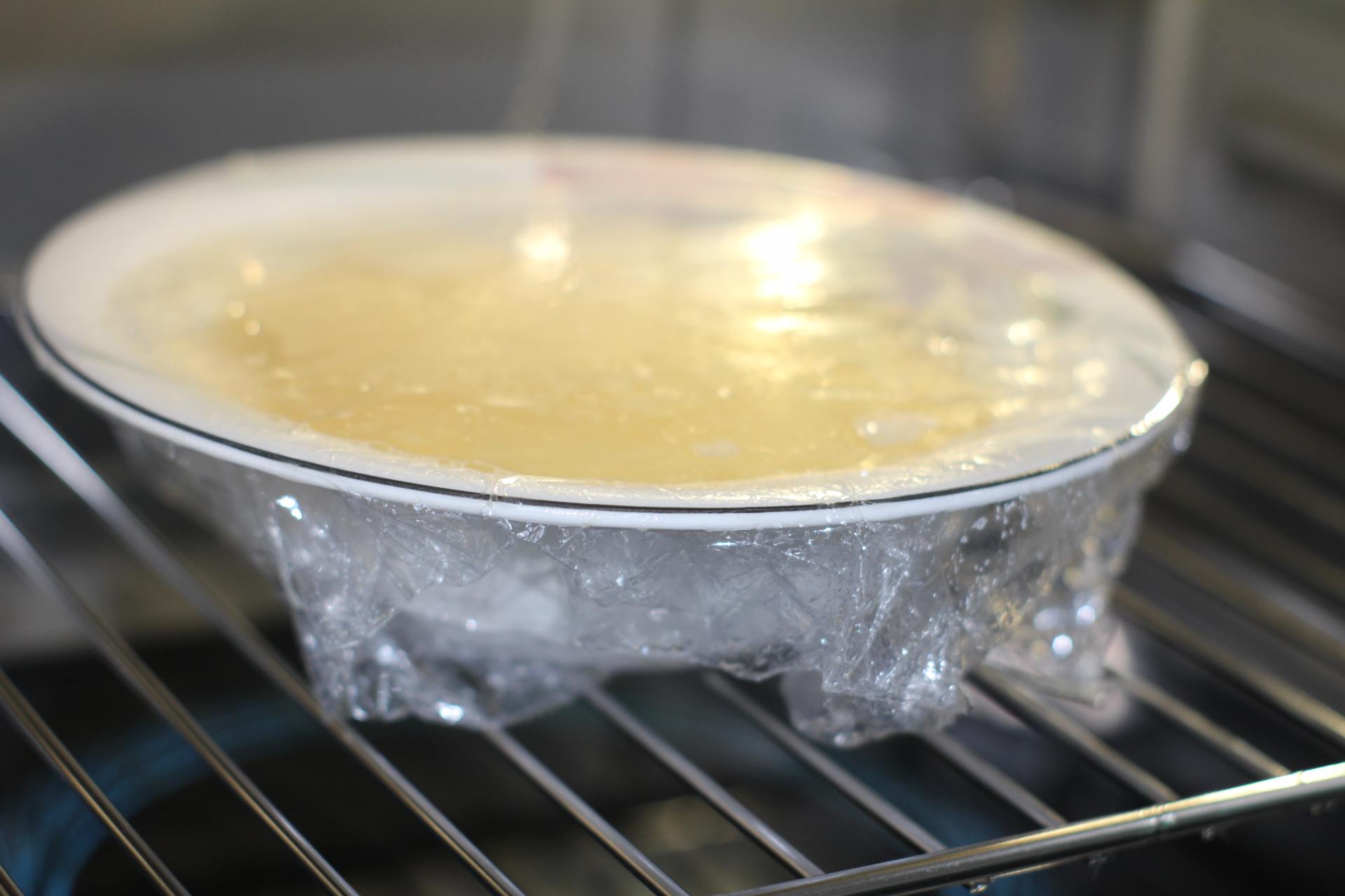 水波炉和微蒸烤箱有什么区别,水波炉蒸烤一体机视频