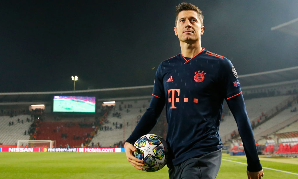 梅西入选欧冠阵容,谁是欧冠历史第一人