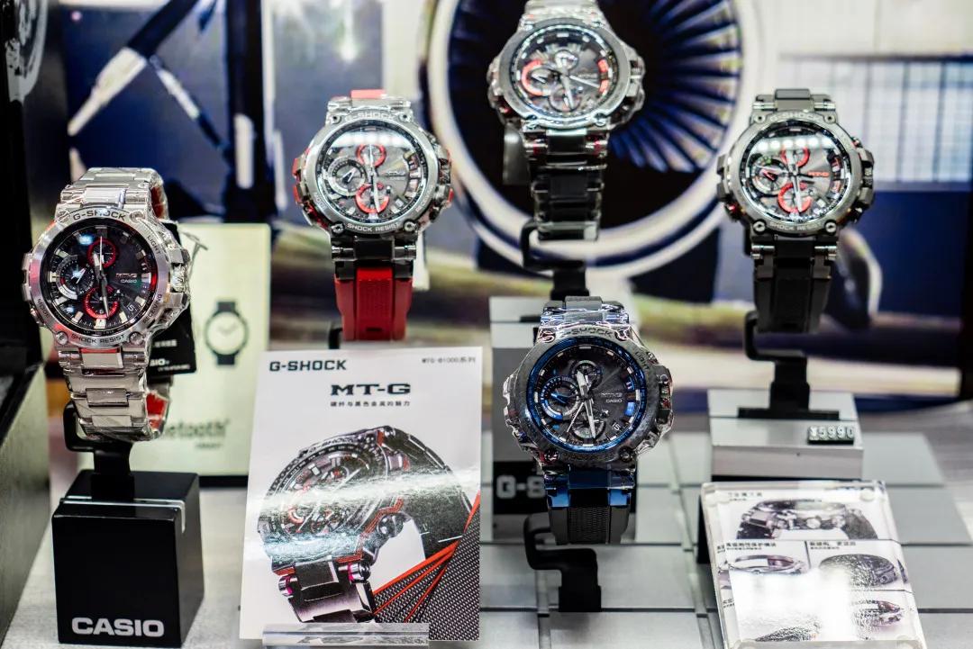 徐家汇绅士节|潮牌“惠”聚！低至5折！男神养成一步到位~