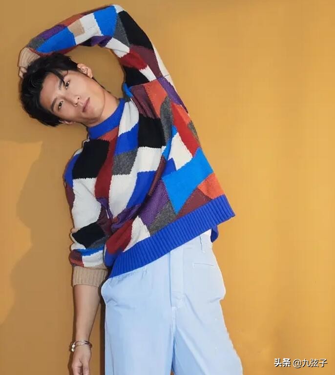 从“山楂树之恋”到“不速来客”，“豪门女婿”窦骁都经历了什么