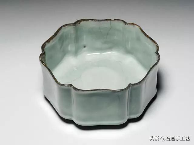 南宋官窑瓷器现在估价在多少钱,南宋官窑历史拍卖成交纪录