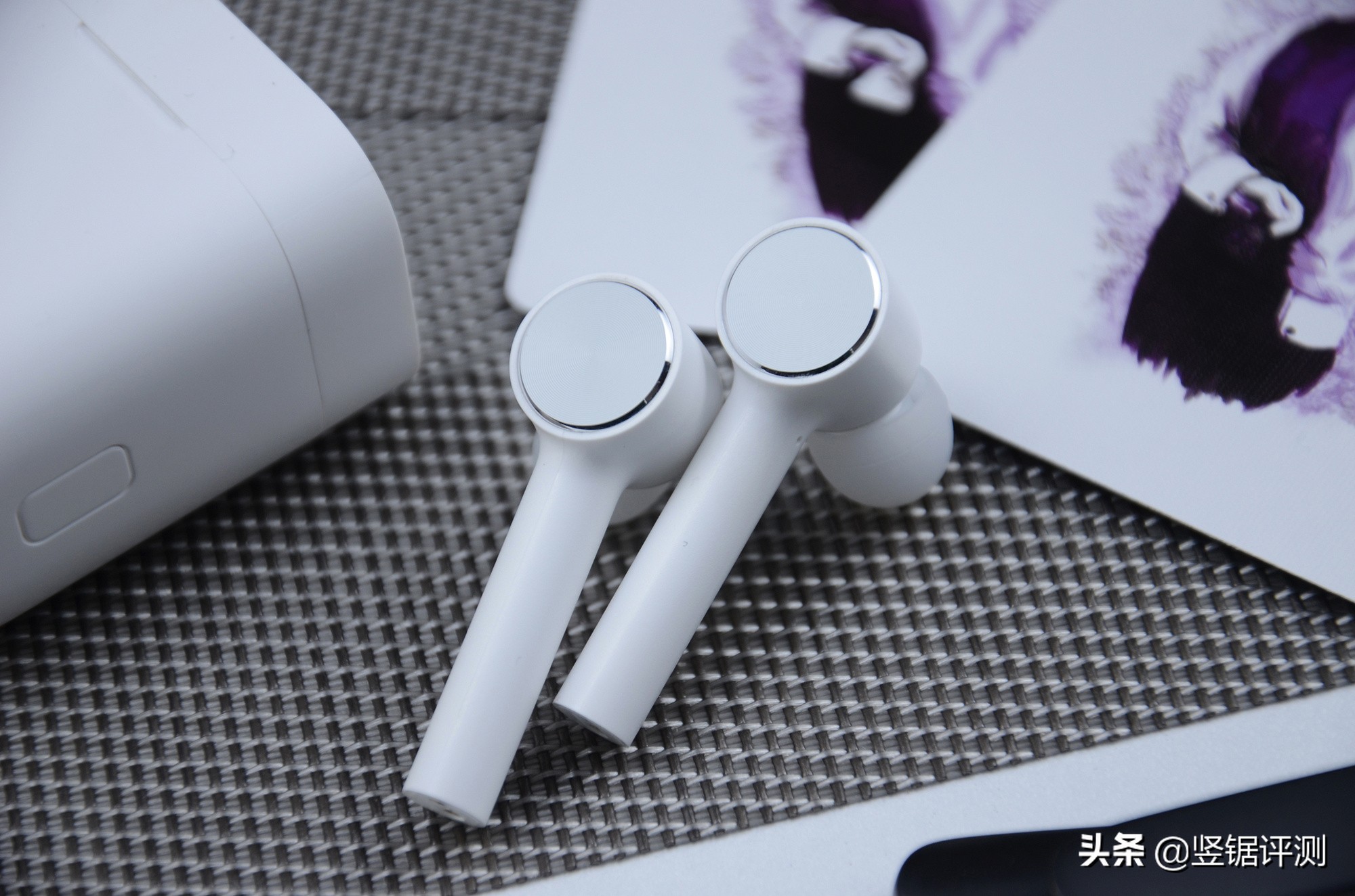 小米redmiairdots3无线蓝牙耳机,小米redmiairdots2真无线蓝牙耳机