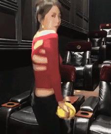 33岁知名女星疑婚变,女星因离婚暴瘦了