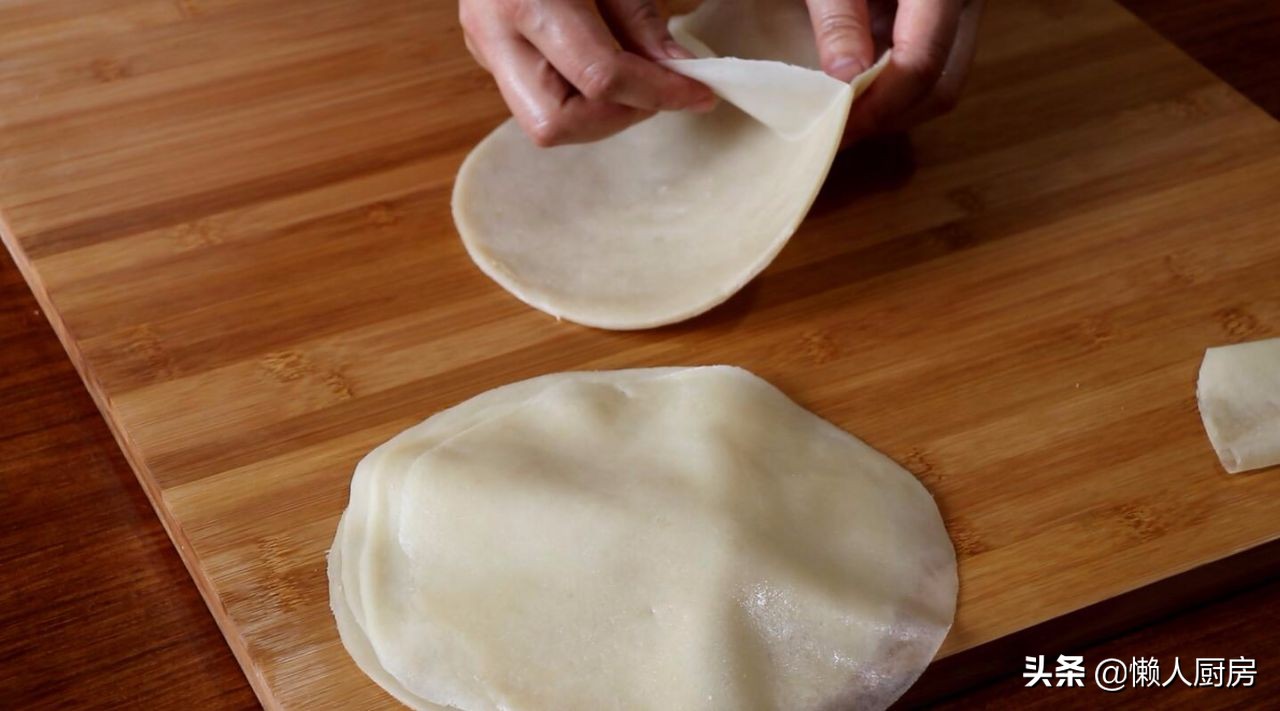 最简单的薄饼皮做法,薄饼的做法用什么面粉
