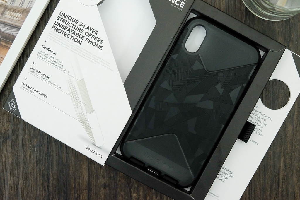 手机壳百元人民币,手机壳一分价钱一分货