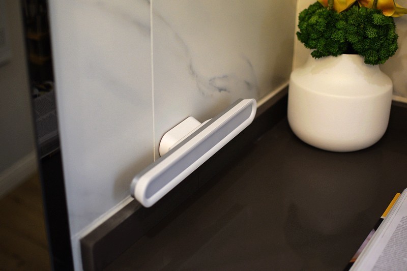 飞利浦酷毙灯吸附,智能酷毙灯可吸附