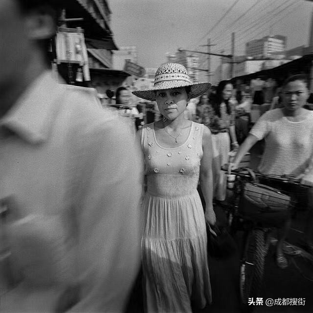 成都的春熙路和太古里,成都春熙路的步行街与太古里比较