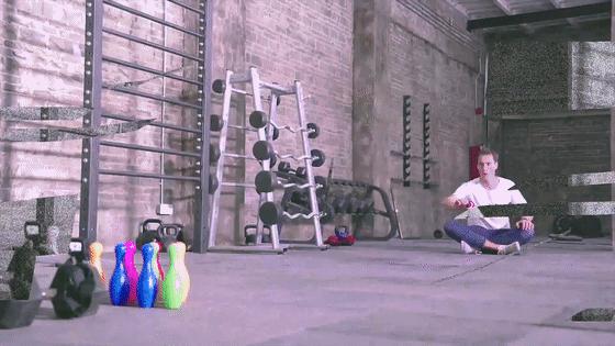 指尖陀螺可以回旋吗,指尖旋转飞镖陀螺