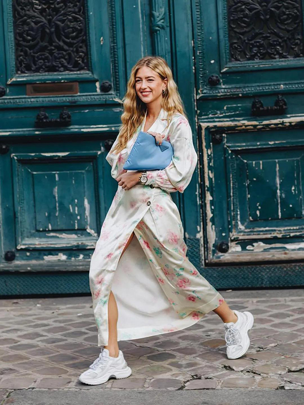 穿出层次感的小裙子,时髦裙子让你轻松减龄