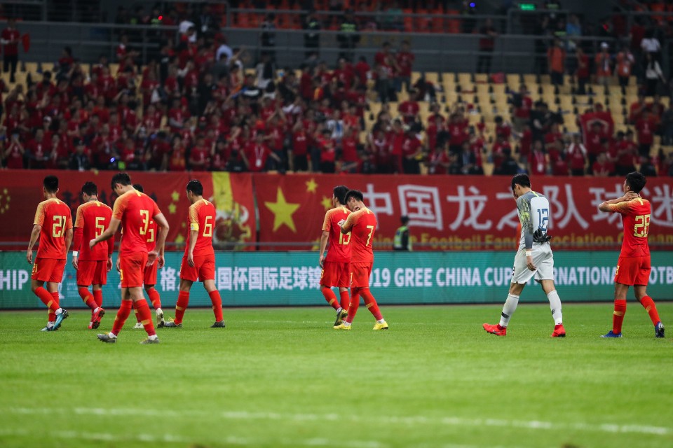 国足世预赛赛程韩国伊拉克,04亚洲杯国足3:0伊拉克