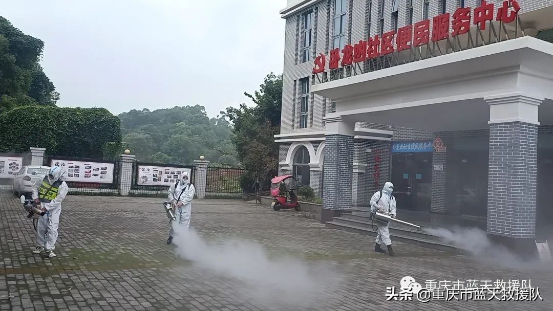 抗疫简报范文100字,抗疫报道稿件