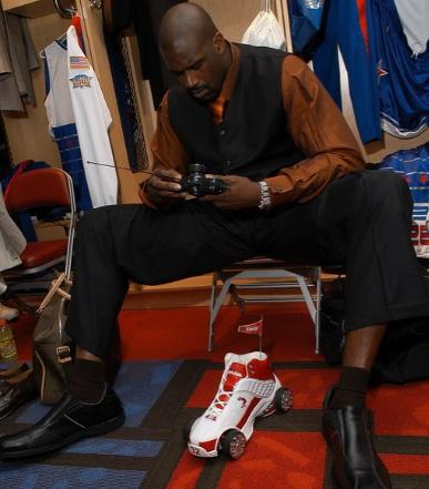 库里全明星被字母哥隔扣中文解说,库里全明星赛16记三分奥尼尔