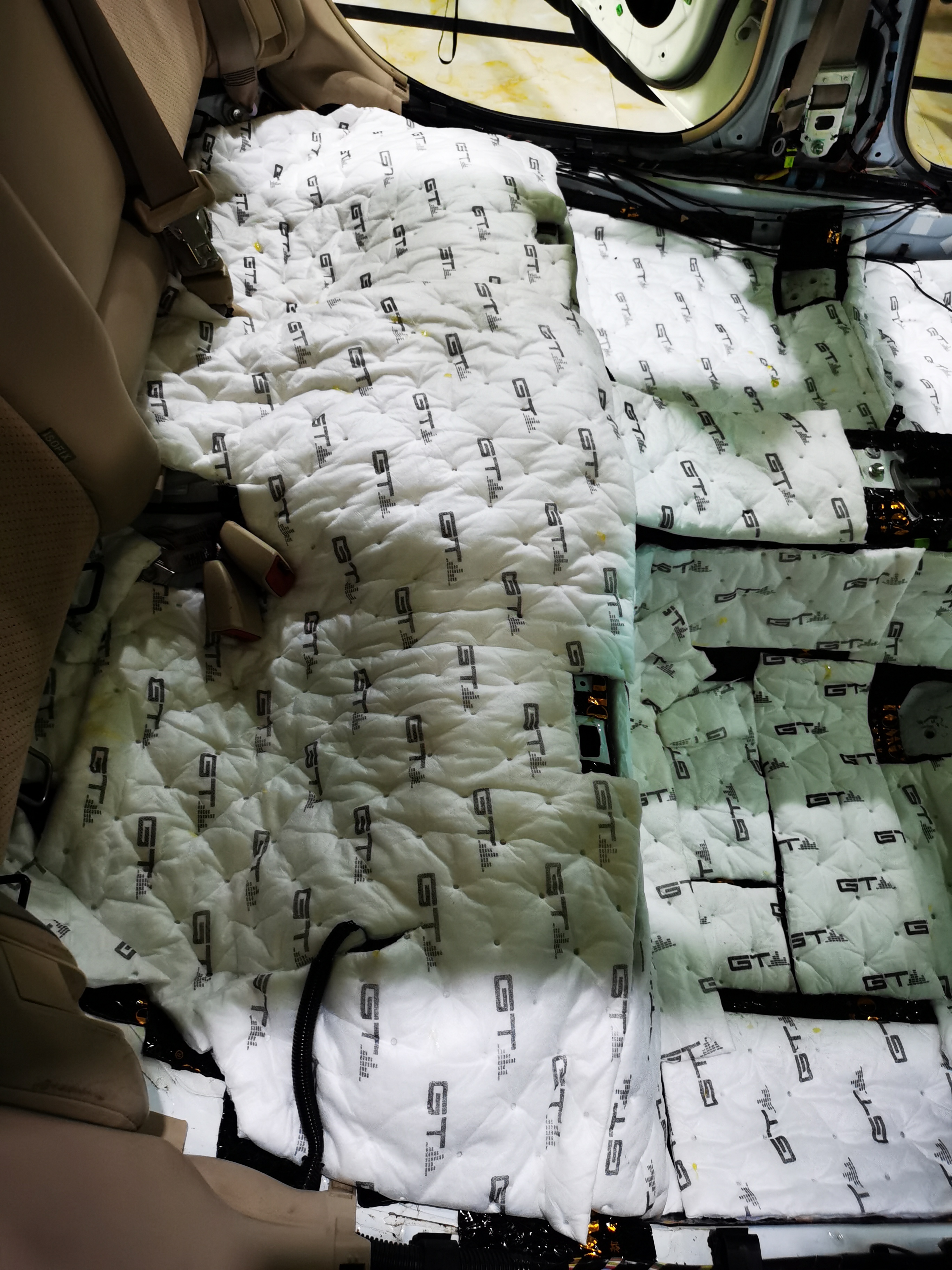 丰田锐志换喇叭不做隔音有用吗,丰田锐志隔音要怎么做