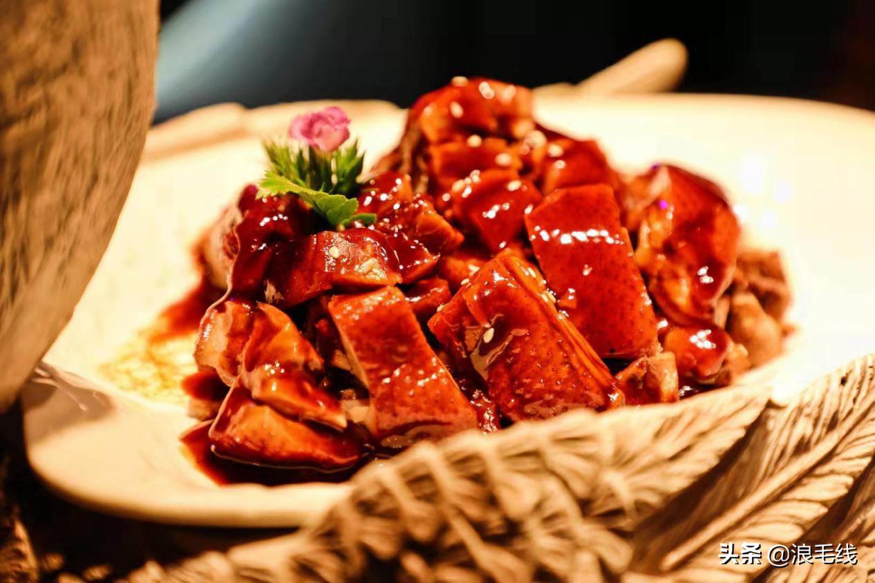 这个地方并不是富人的专属，不如春节假期去三亚度个假吧