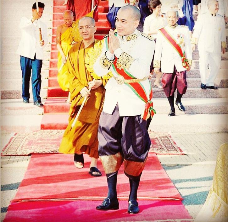 公主和国王简朴又亲民，公主像卖菜大婶，国王像民工大叔